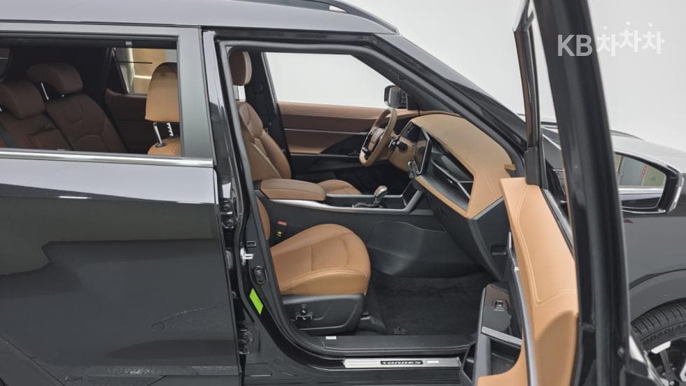 КейДжи Мобилити 토레스(J100)1.5 GDI Турбо AWD T7 - 15