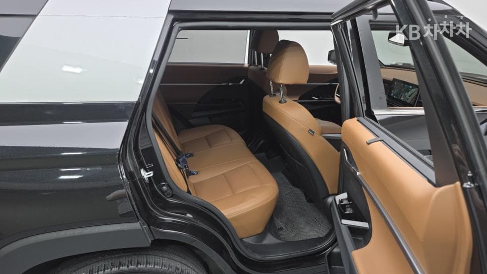 КейДжи Мобилити 토레스(J100)1.5 GDI Турбо AWD T7 - 16