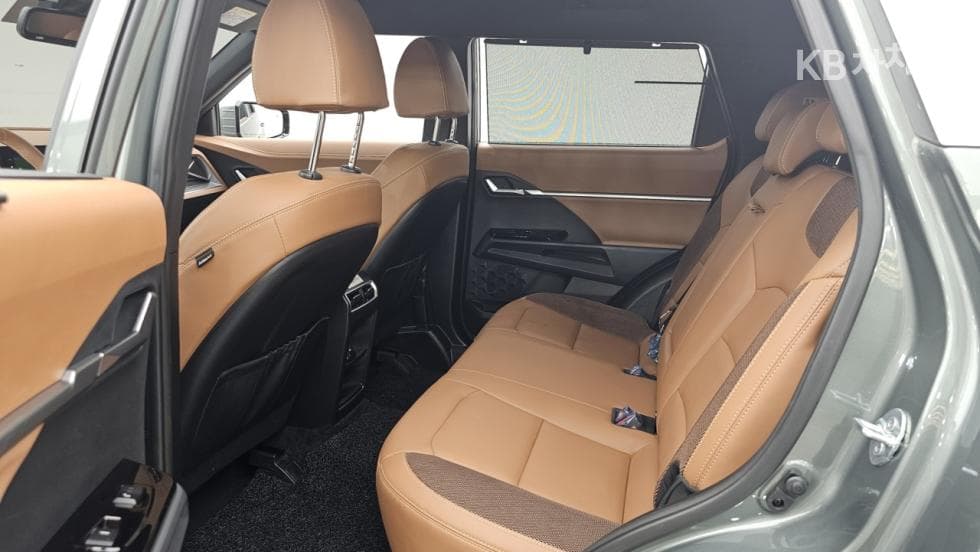 KG Mobility 토레스(J100)1.5 GDI Turbo T7 - 9