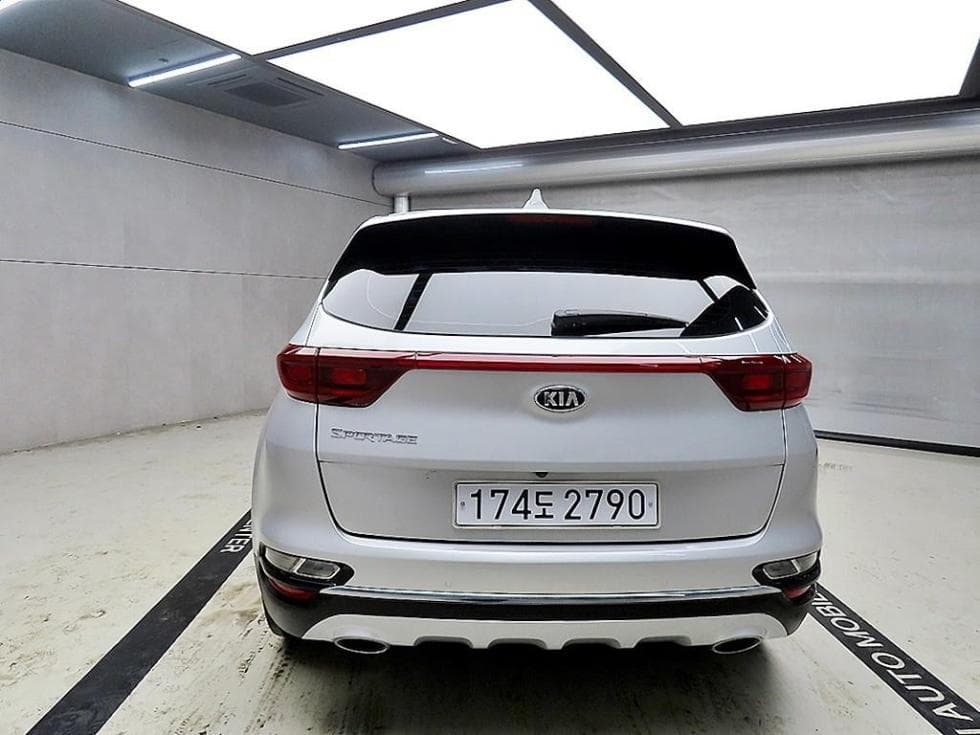 Киа Sportage 더 볼드Смарт스트림 D 1.6 Дизел 2WD Тренди - 3