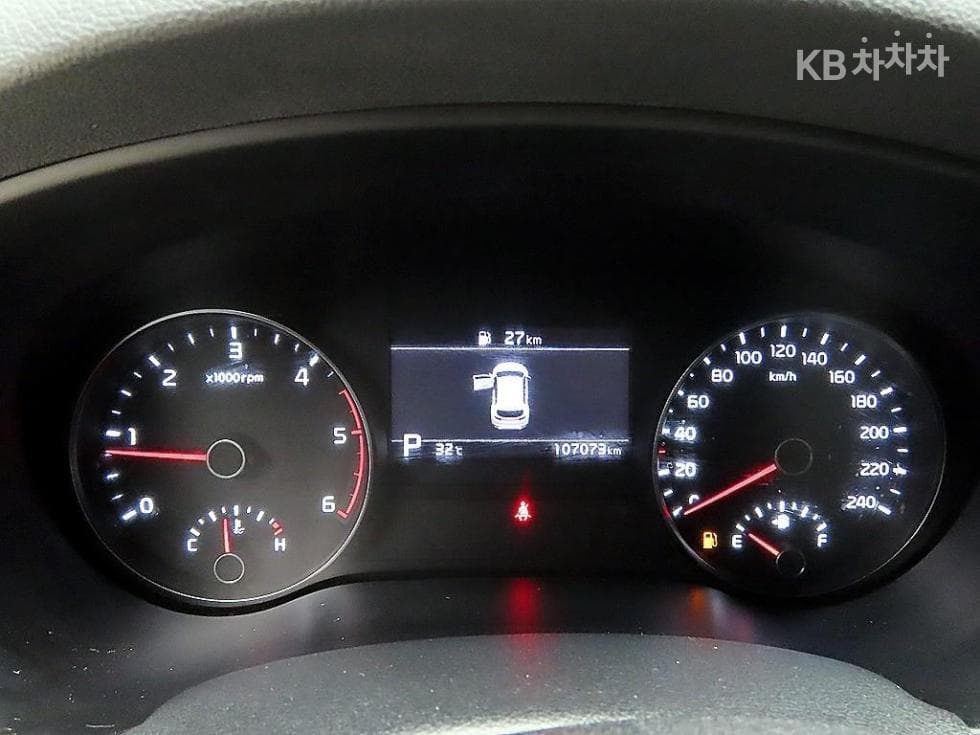 Киа Sportage 더 볼드Смарт스트림 D 1.6 Дизел 2WD Тренди - 8
