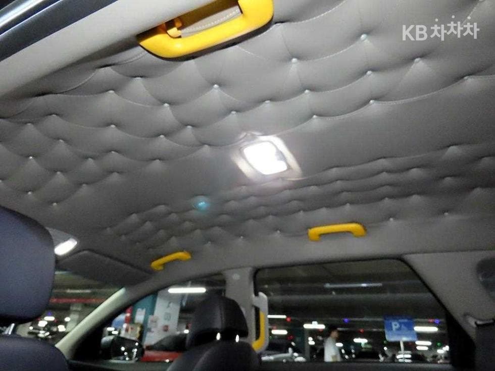 Киа Ниро PlusEV Taxi Air - 16