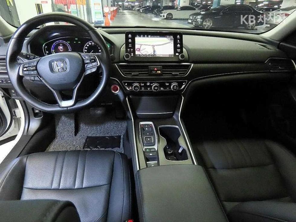 혼다 어코드 10세대Hybrid 2.0 Touring - 10