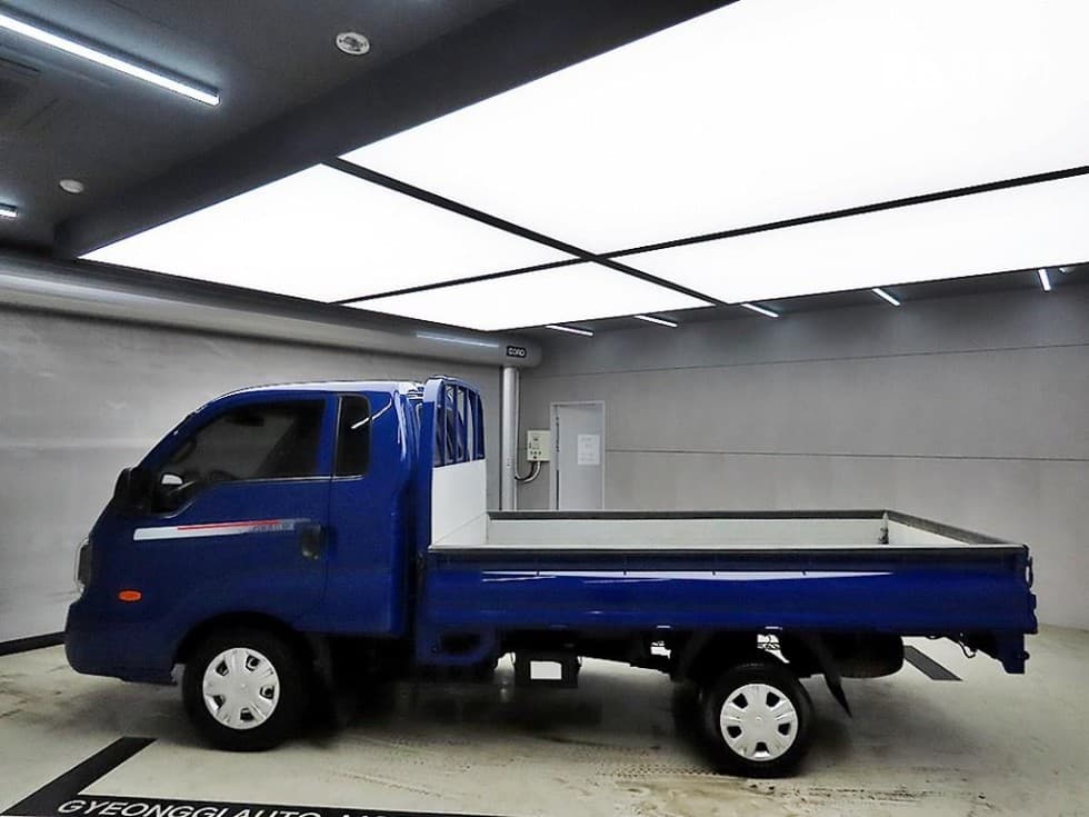 Kia The New (facelift) Bongo 3 (light truck)1 Ton King Cab Extra Long 2WD L Light - 4