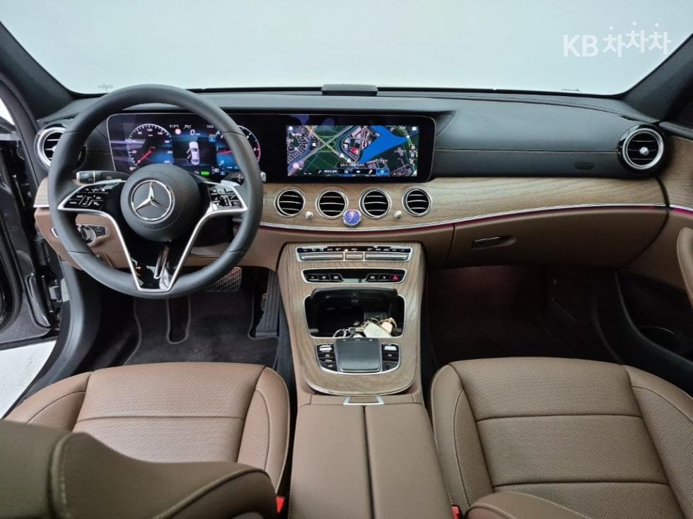 Mercedes-Benz E-Клас (W213)E220d 4MATIC Exclusive - 5
