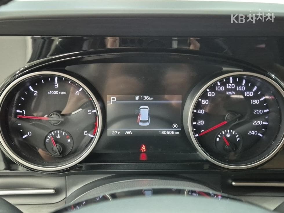 Kia Carnival 4th generationD2.2 9-seater Prestige - 6