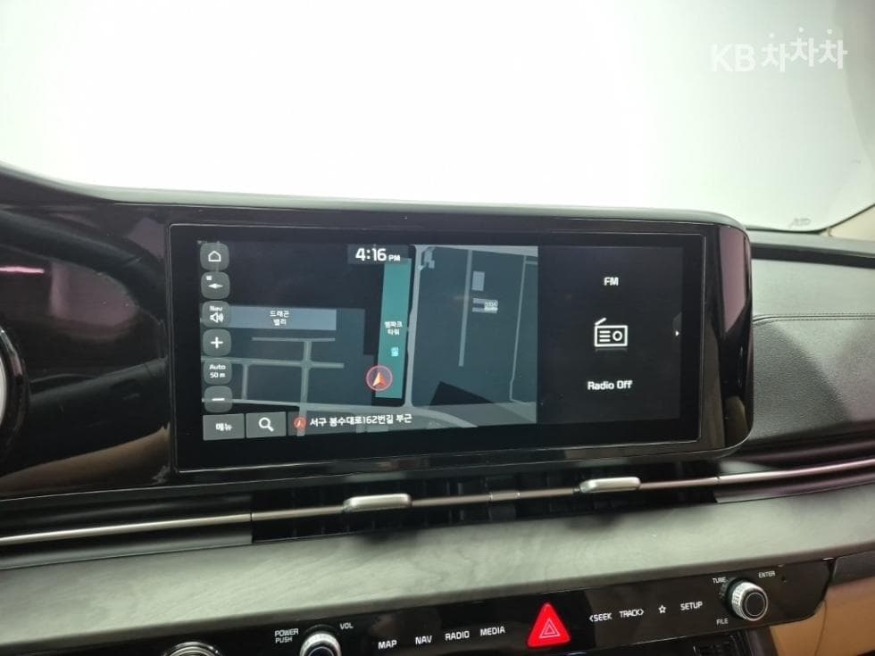 Kia Carnival 4th generationD2.2 9-seater Prestige - 13