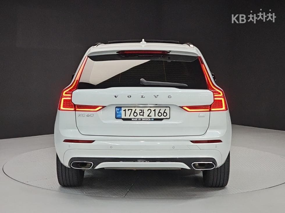 Volvo XC60 Second generationT8 Inscription - 3