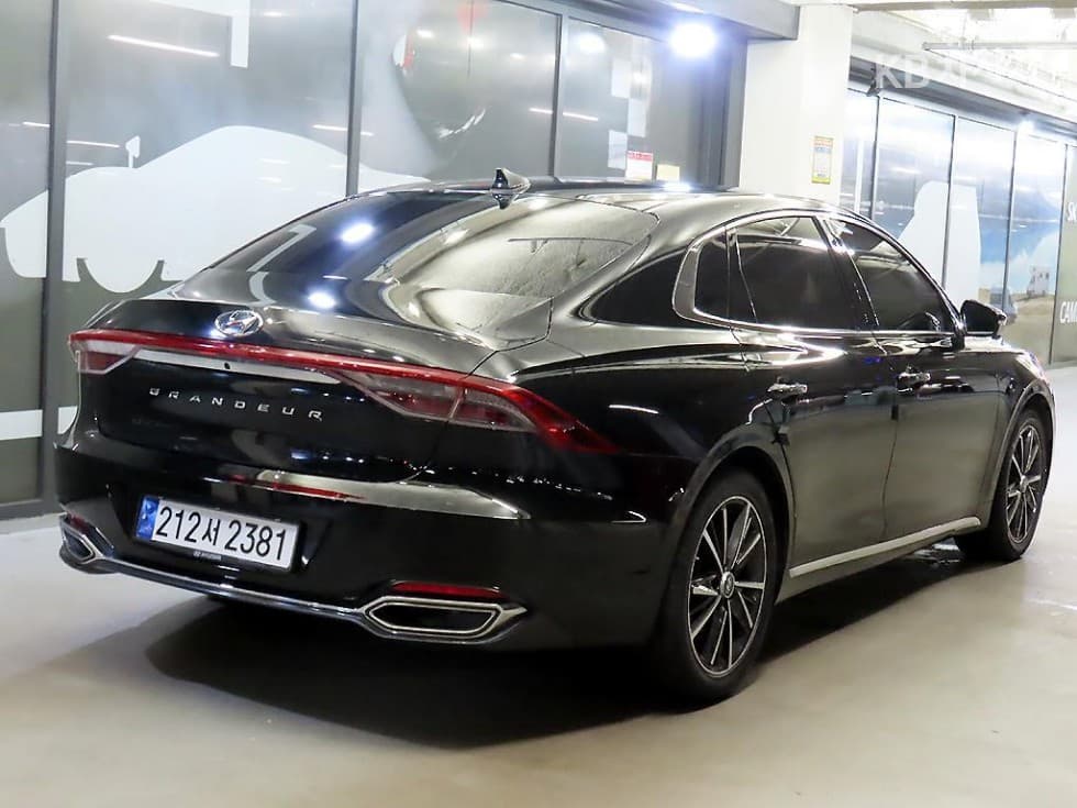 Хюндай The New (фейслифт) Grandeur (Azera)LPi 3.0 Рент-а-кар Exclusive - 4