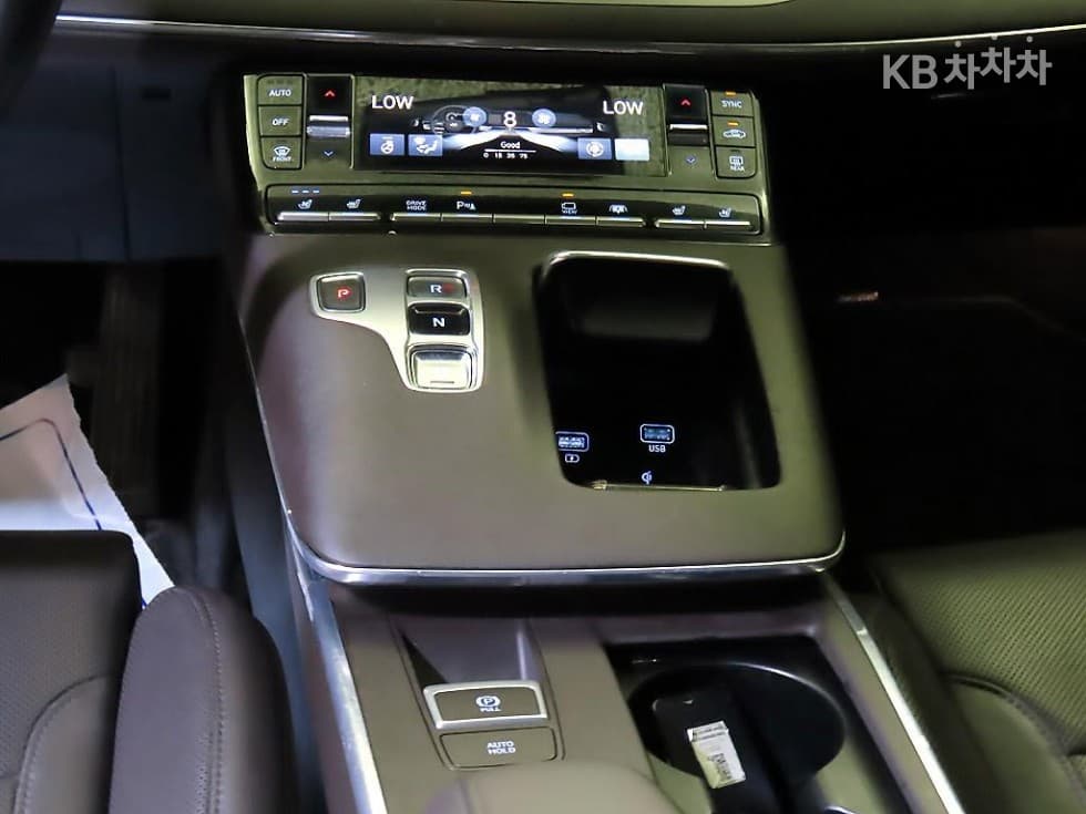 Хюндай The New (фейслифт) Grandeur (Azera)LPi 3.0 Рент-а-кар Exclusive - 12