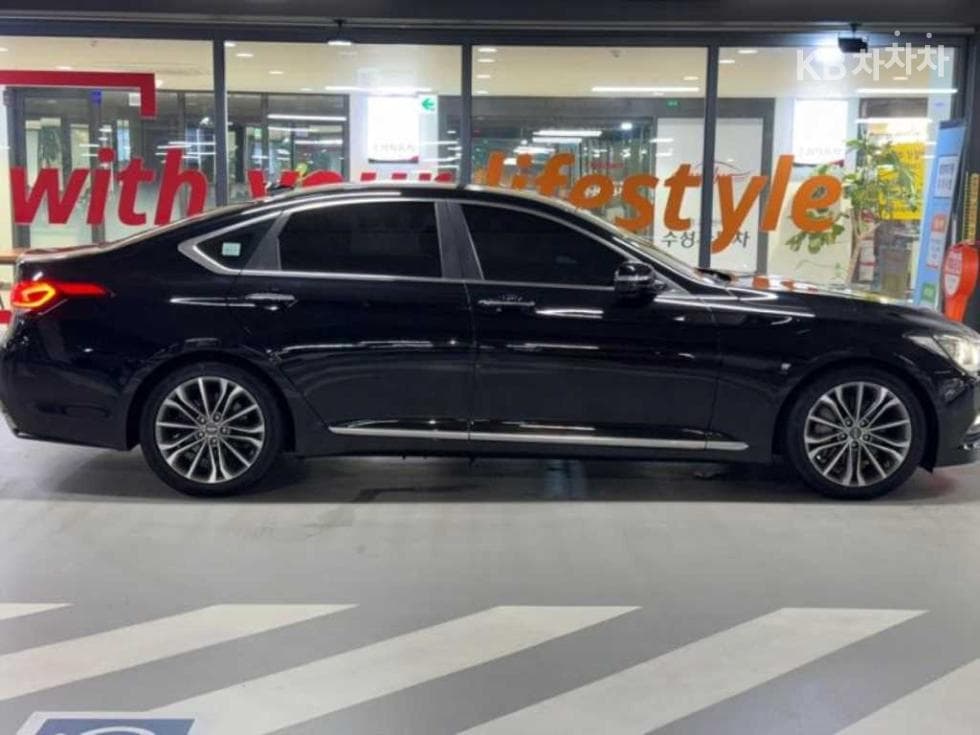 Хюндай ДженезисDHG330 Premium AWD - 3