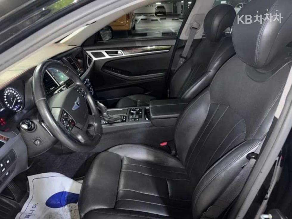Хюндай ДженезисDHG330 Premium AWD - 6