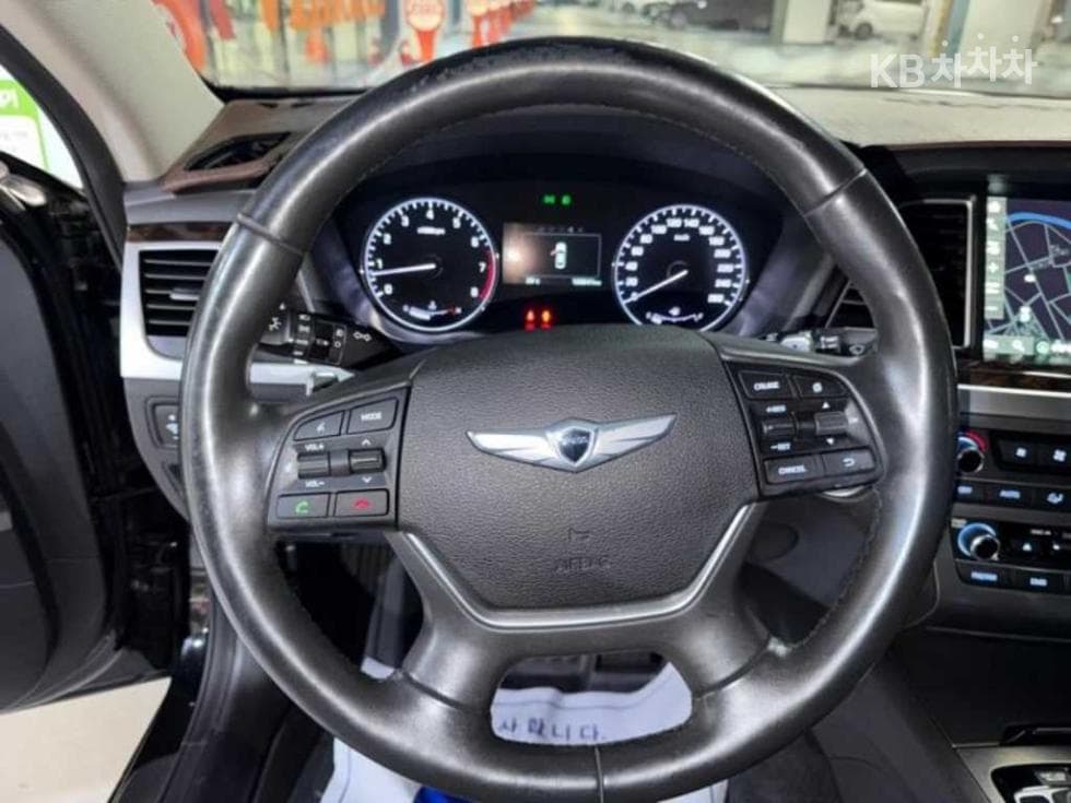 Хюндай ДженезисDHG330 Premium AWD - 8