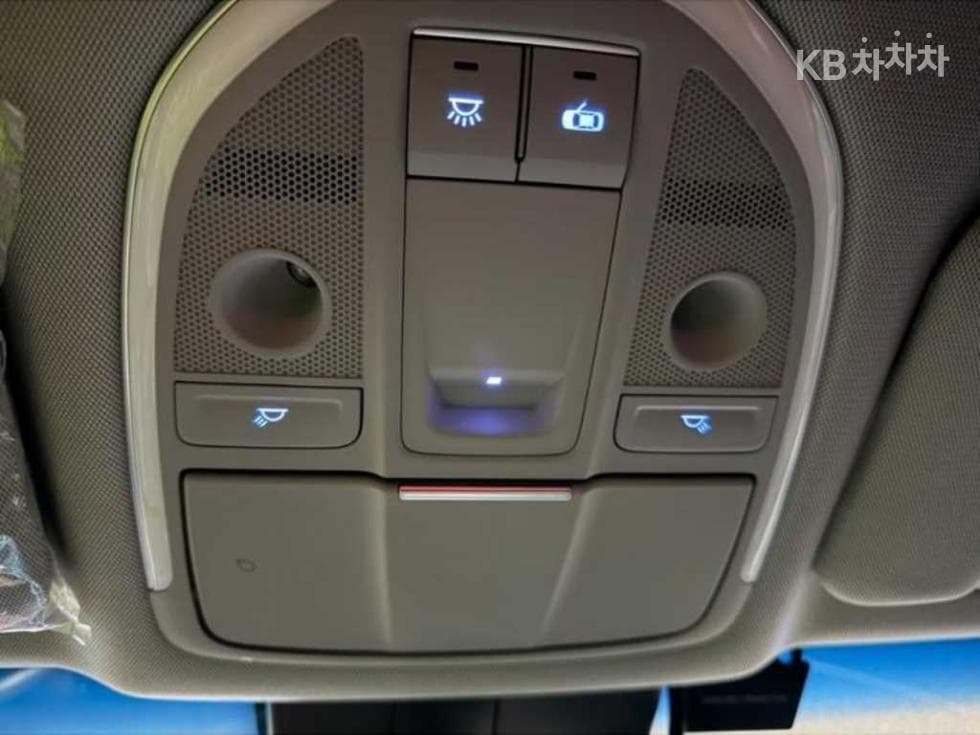 Хюндай ДженезисDHG330 Premium AWD - 13