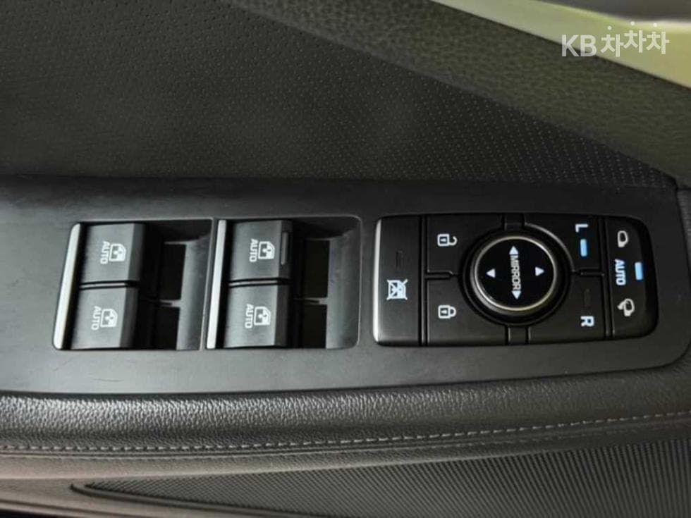 Хюндай ДженезисDHG330 Premium AWD - 15