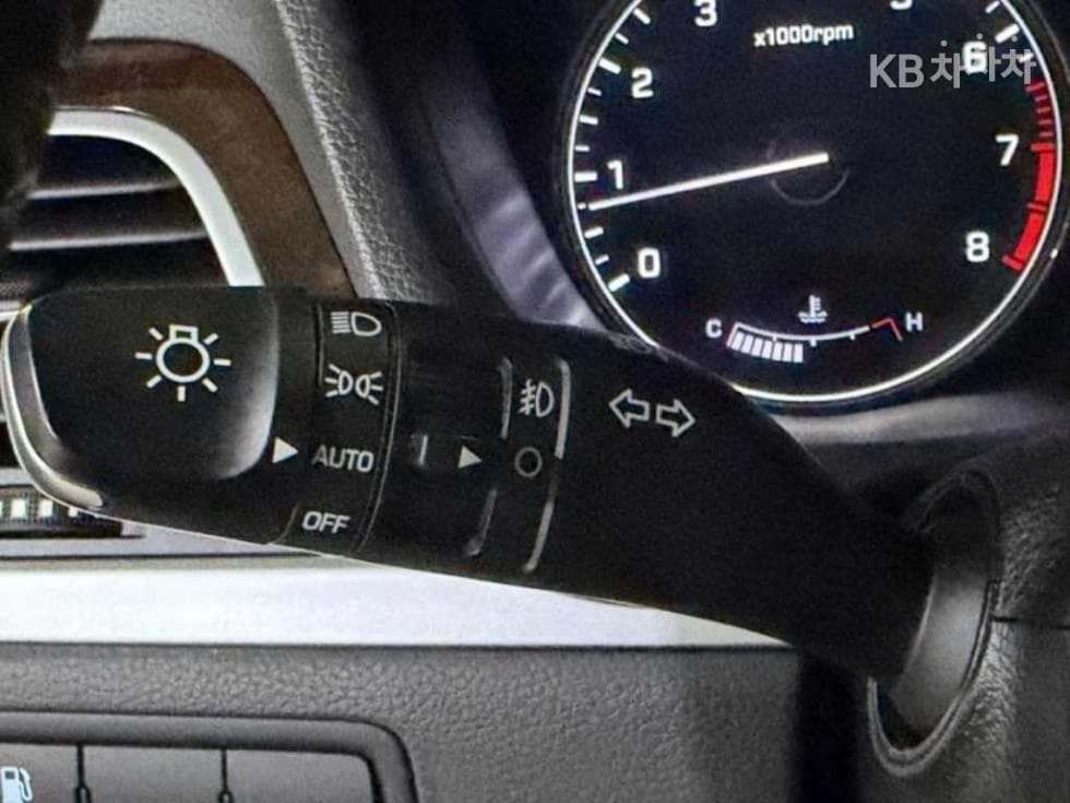 Хюндай ДженезисDHG330 Premium AWD - 16