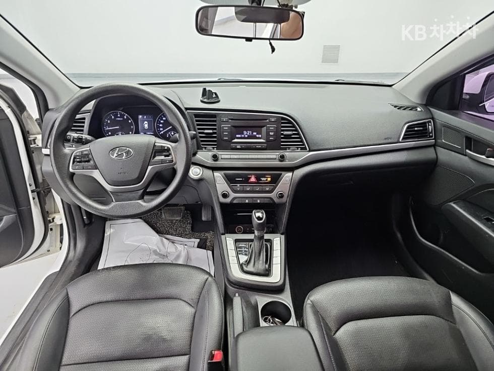 Хюндай Avante (Elantra)AD1.6 GDi Value Plus - 7