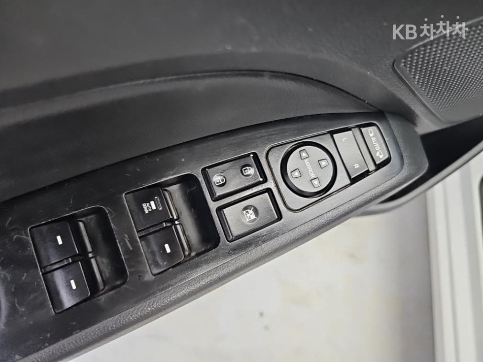 Хюндай Avante (Elantra)AD1.6 GDi Value Plus - 15