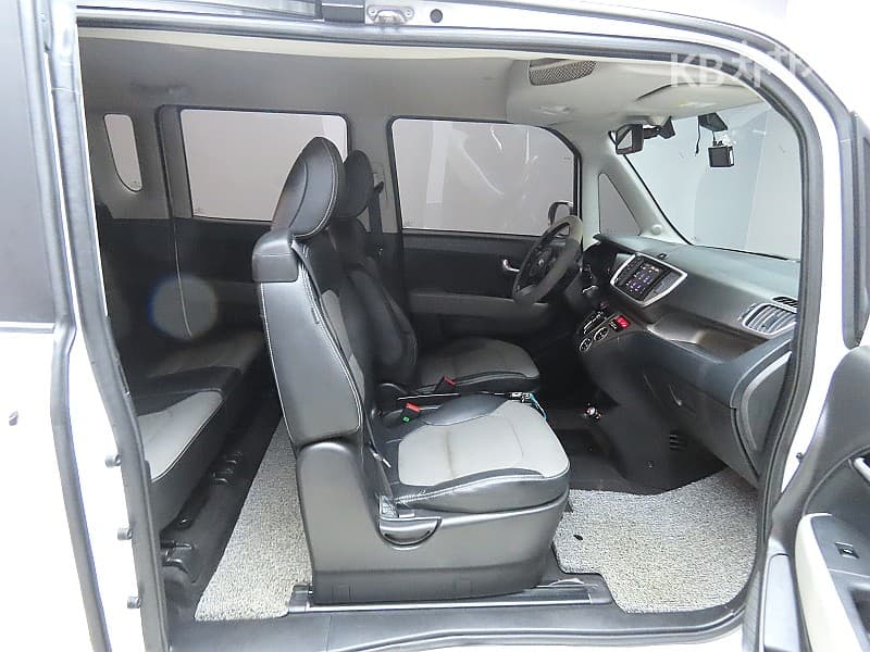 Kia The New (facelift) Ray (van)1.0 Gasoline Prestige - 12