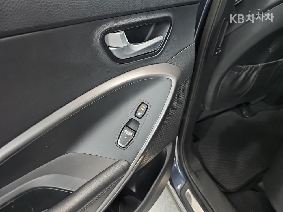 Хюндай Санта Фе DMХонда R-двигател 2.0 дизел 2WD PREMIUM Стандартен - 13