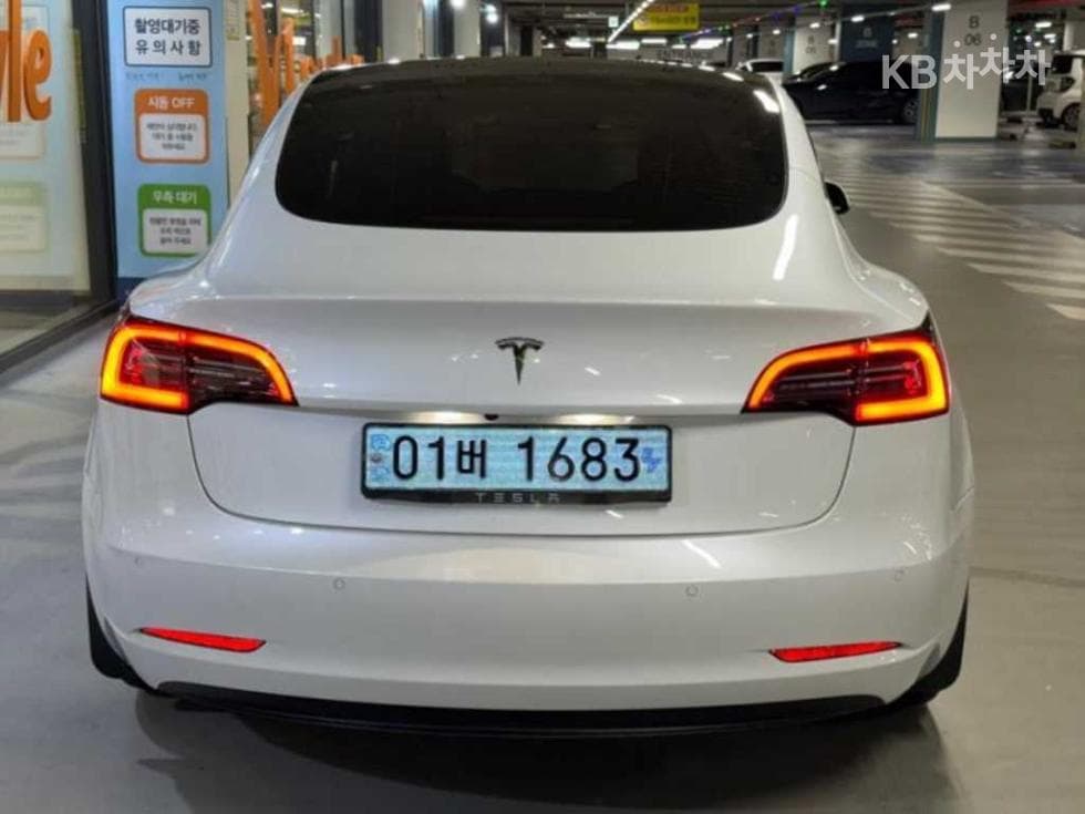 테슬라 Model 3 HighlandRWD - 5