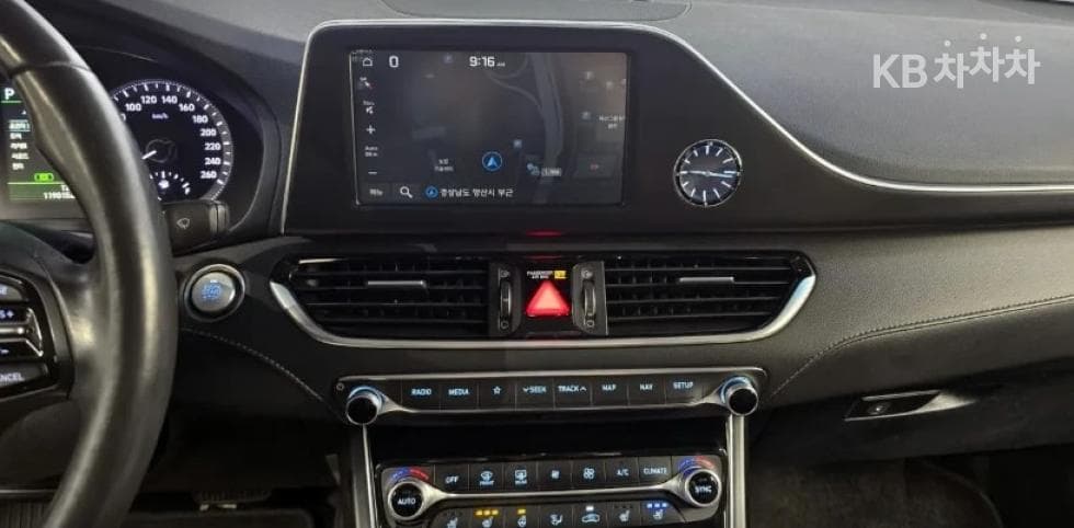 Hyundai Grandeur (Azera)IG3.0 Exclusive Standard - 17