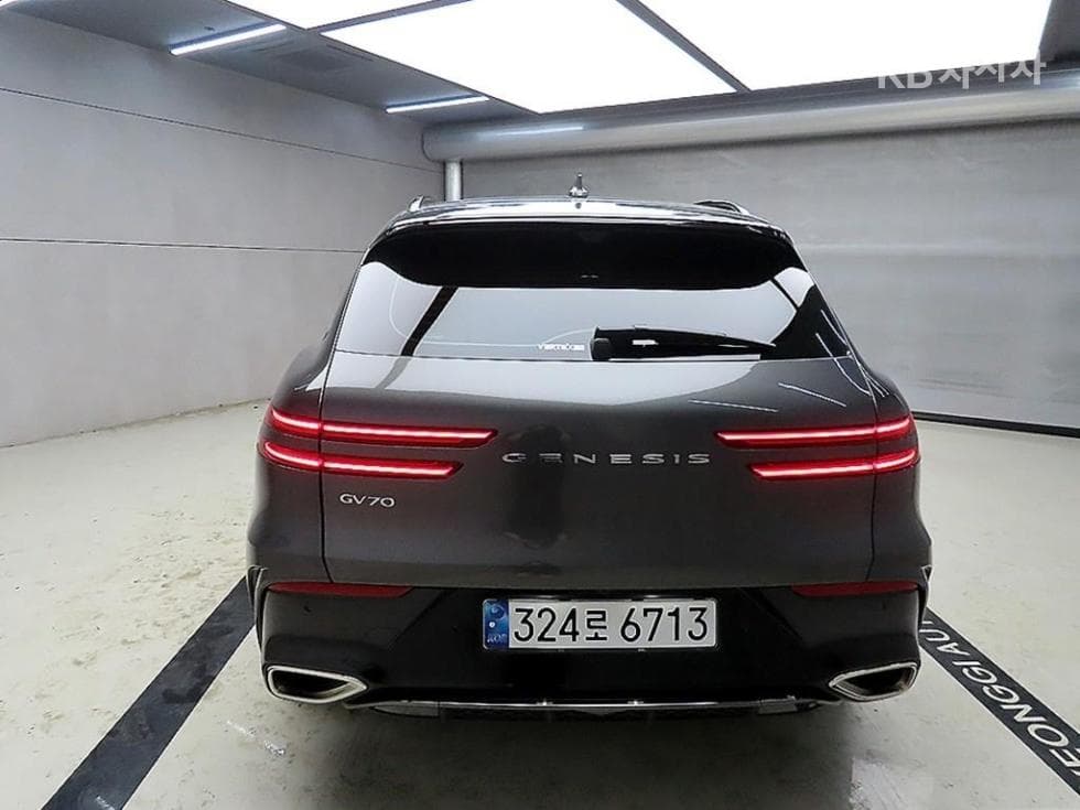 Дженезис GV70Бензин 2.5T 2WD - 3