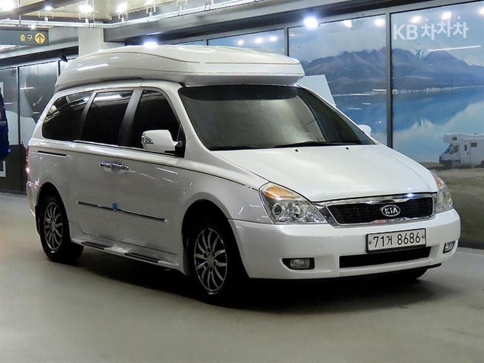 Киа Канивал R 그랜드Канивал 11-местен Висок Лимузин (Канивал) GLX Premium - Image 1