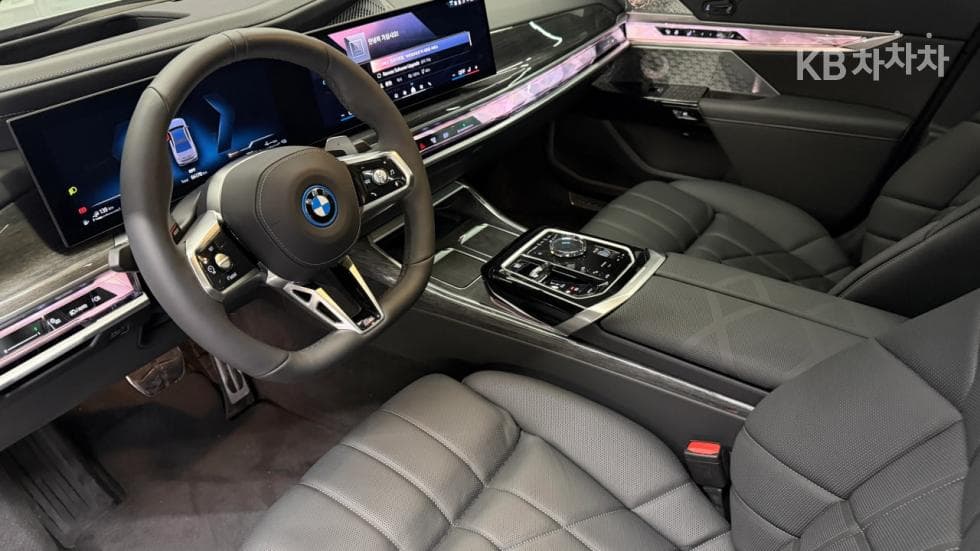 BMW 7시리즈(G70)750e xDrive M Sport Package - 15