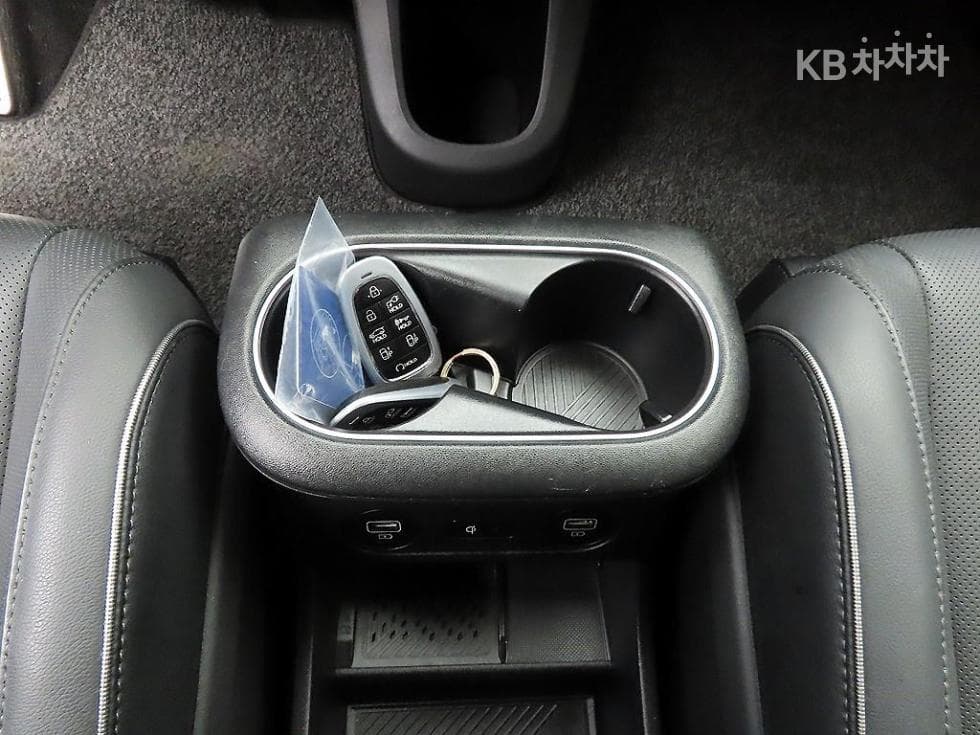 Хюндай IONIQ 5Long Range AWD Exclusive - 14
