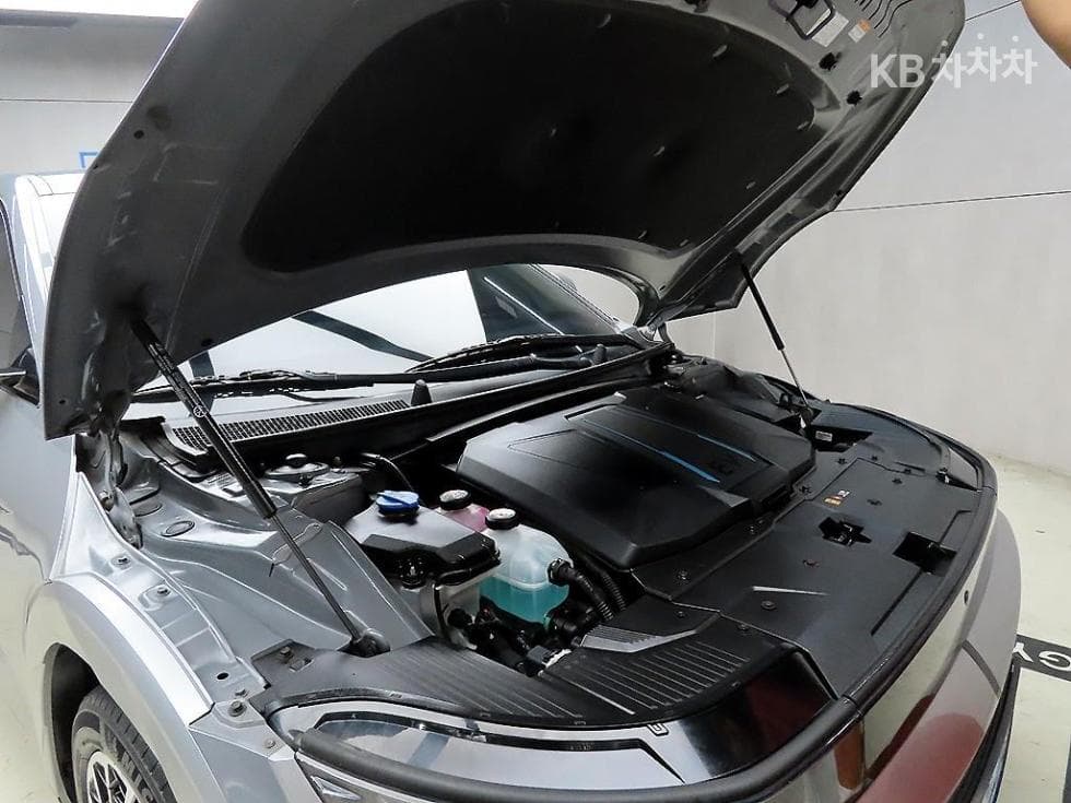 Хюндай IONIQ 5Long Range AWD Exclusive - 19