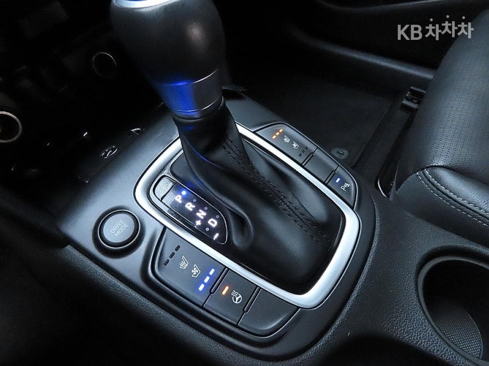 Hyundai Kona1.6 Turbo Modern 아트 - 9