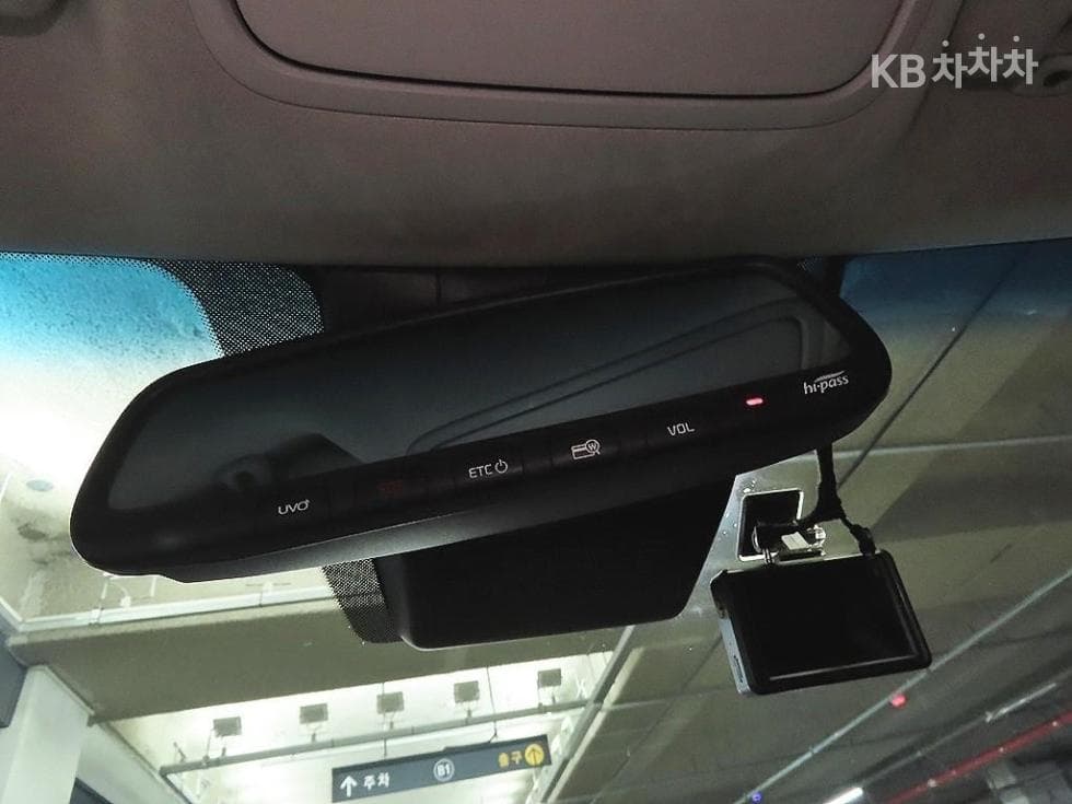 Киа K7 Premiere2.5 GDi X 에디션 - 14
