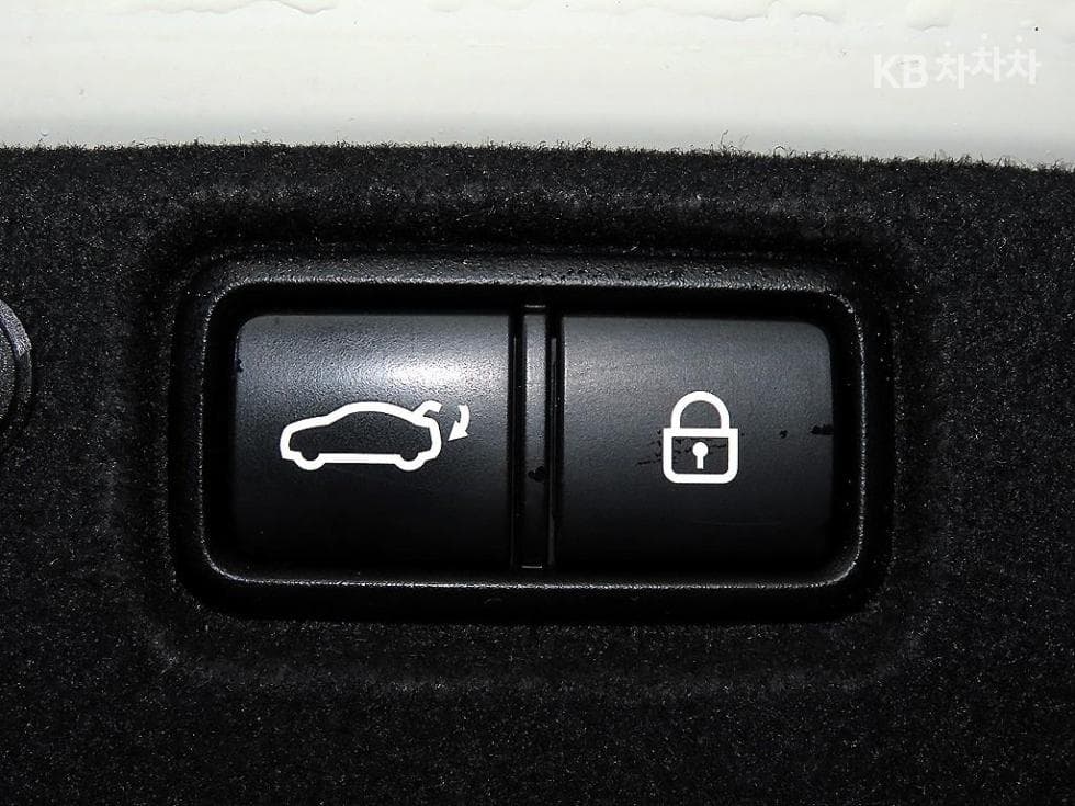Киа K7 Premiere2.5 GDi X 에디션 - 16