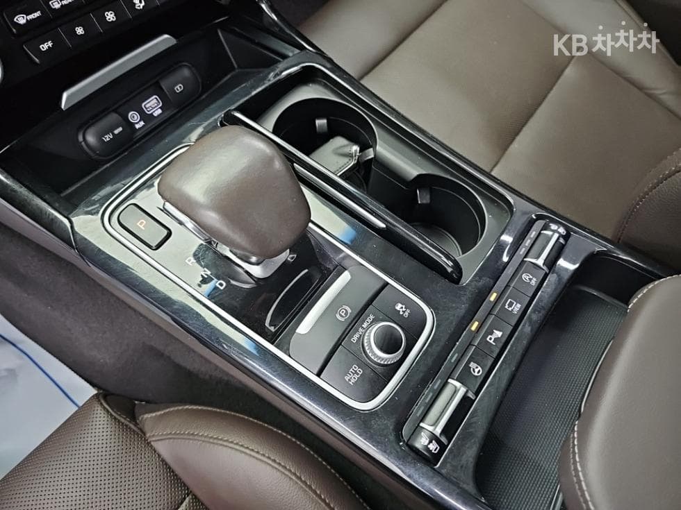 Киа Stinger2.2 Дизел 4x4 플래티넘 - 8
