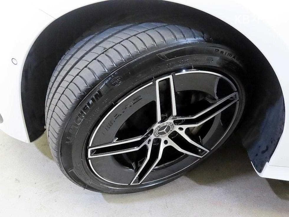 Mercedes-Benz E-클래스 (W214)E300 4MATIC AMG Line - 20