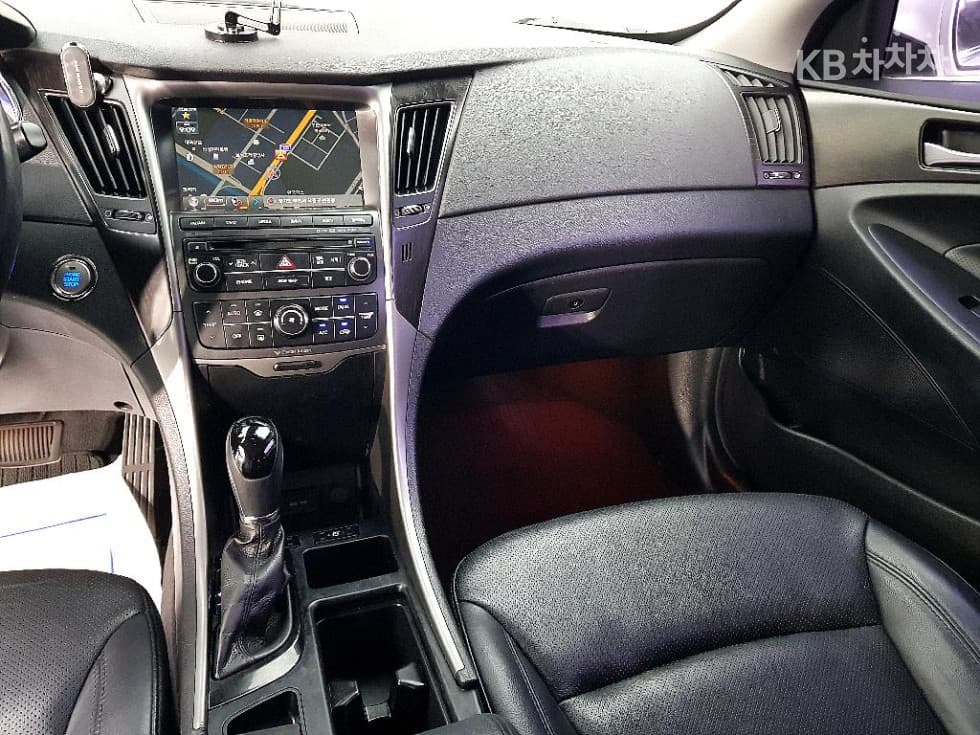 Hyundai Sonata 더 브릴리언트CVVL 어트랙션 - 10