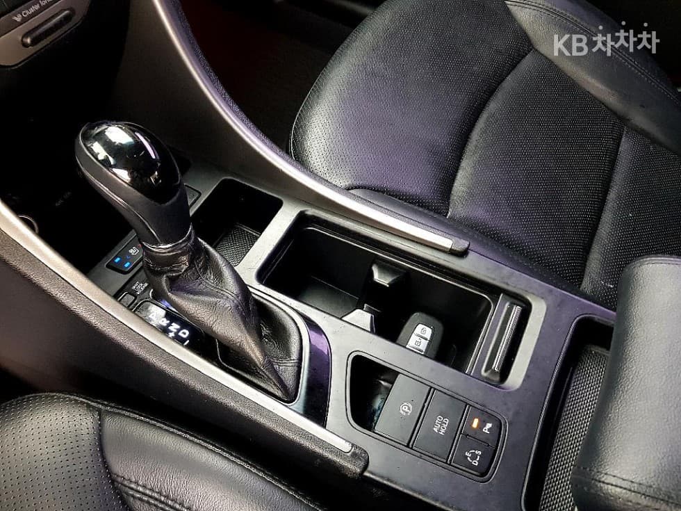 Hyundai Sonata 더 브릴리언트CVVL 어트랙션 - 13