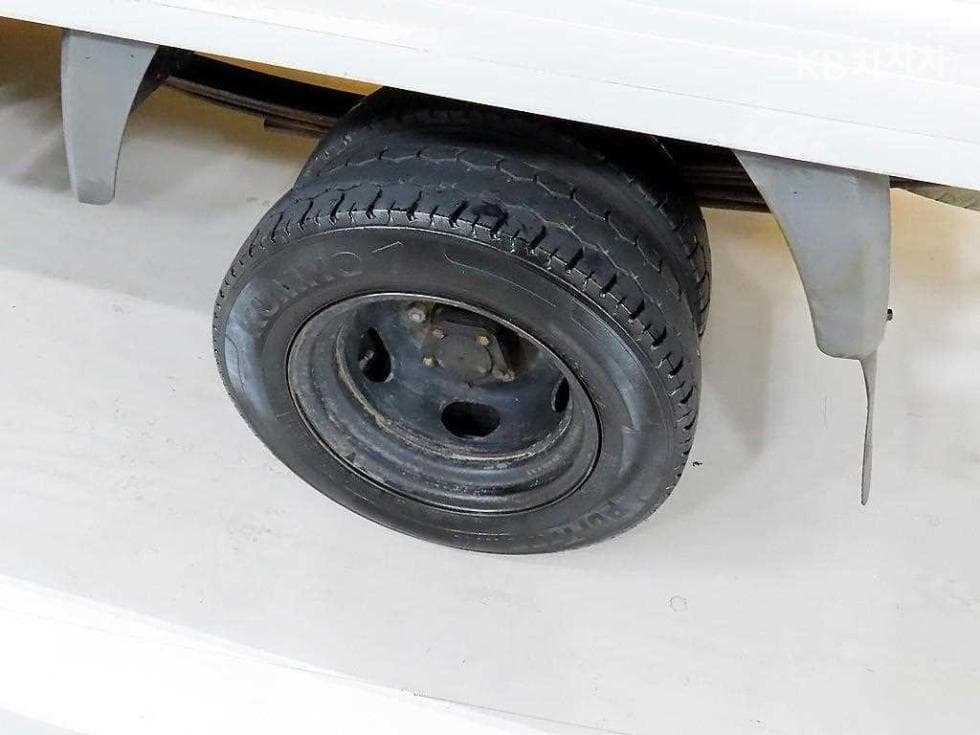 Хюндай Porter 2Удължено междуосие 하이Box Truck Super Cab SUP - 16