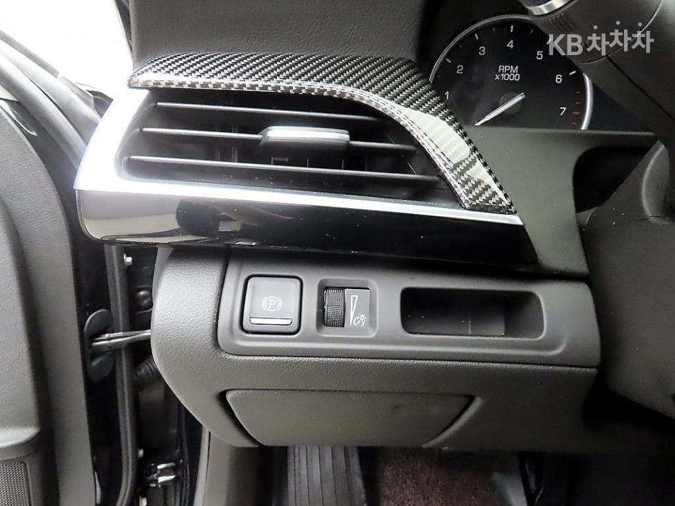캐딜락 CT63.6 Premium AWD - 12