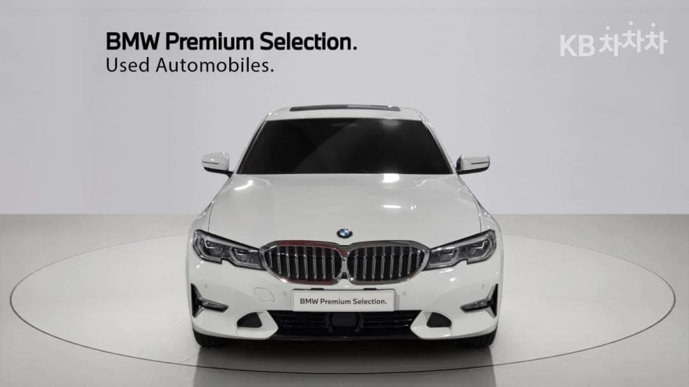 BMW 3 Series (G20)330e Luxury - 3