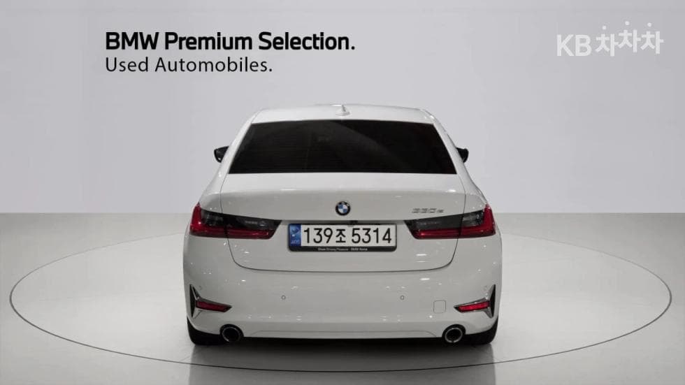 BMW 3 Series (G20)330e Luxury - 4