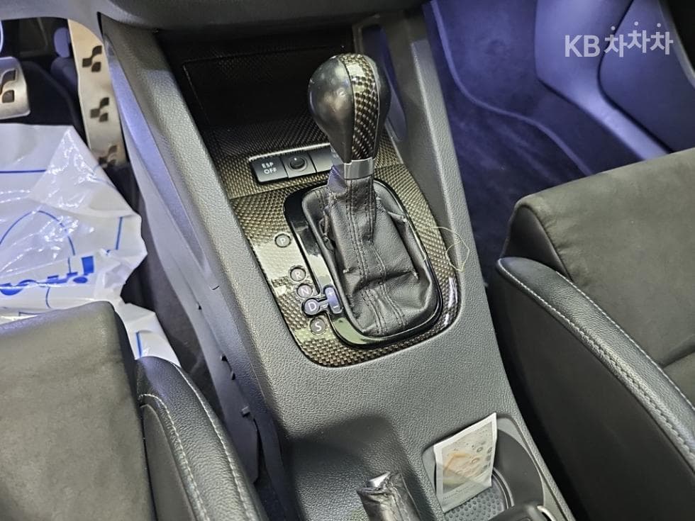 Volkswagen ГолфR32 R32 - 8