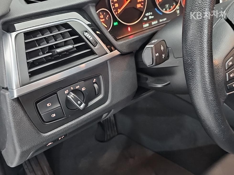 BMW Нов3 Серия320d F30 - 17