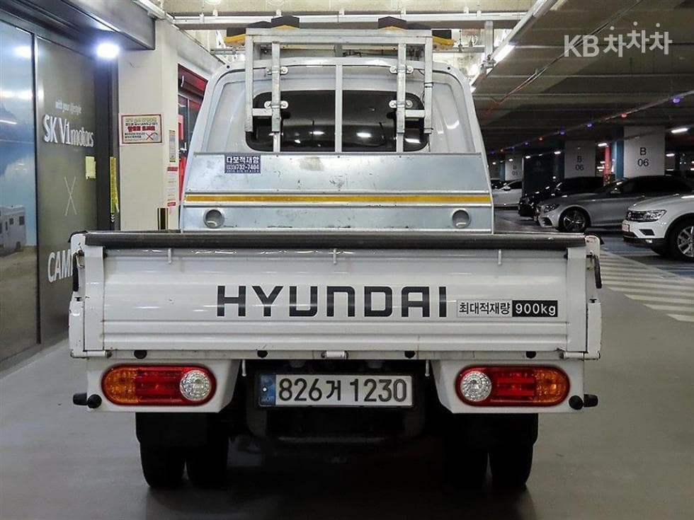 Hyundai Porter 2Extra Long Double Cab LPG Smart - 6