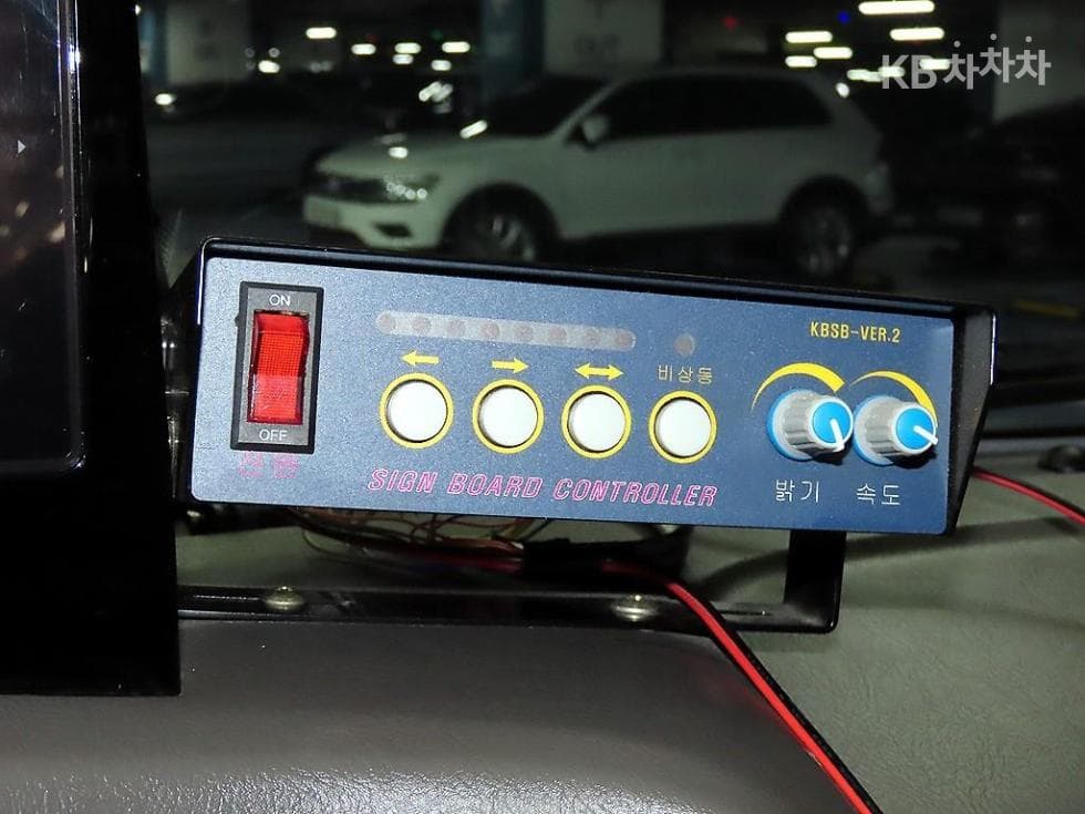 Hyundai Porter 2Extra Long Double Cab LPG Smart - 17