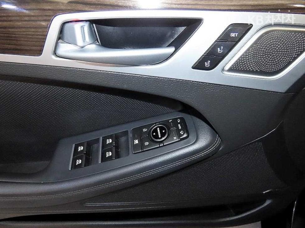 Дженезис G803.3 GDI AWD Премиум Люкс - 13
