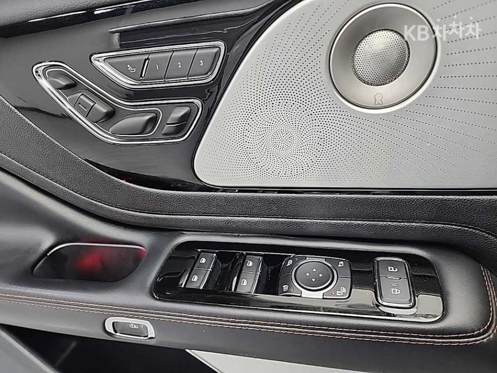 링컨 에비에이터 Второ поколение(U611)3.0 PHEV Grand Touring - 16