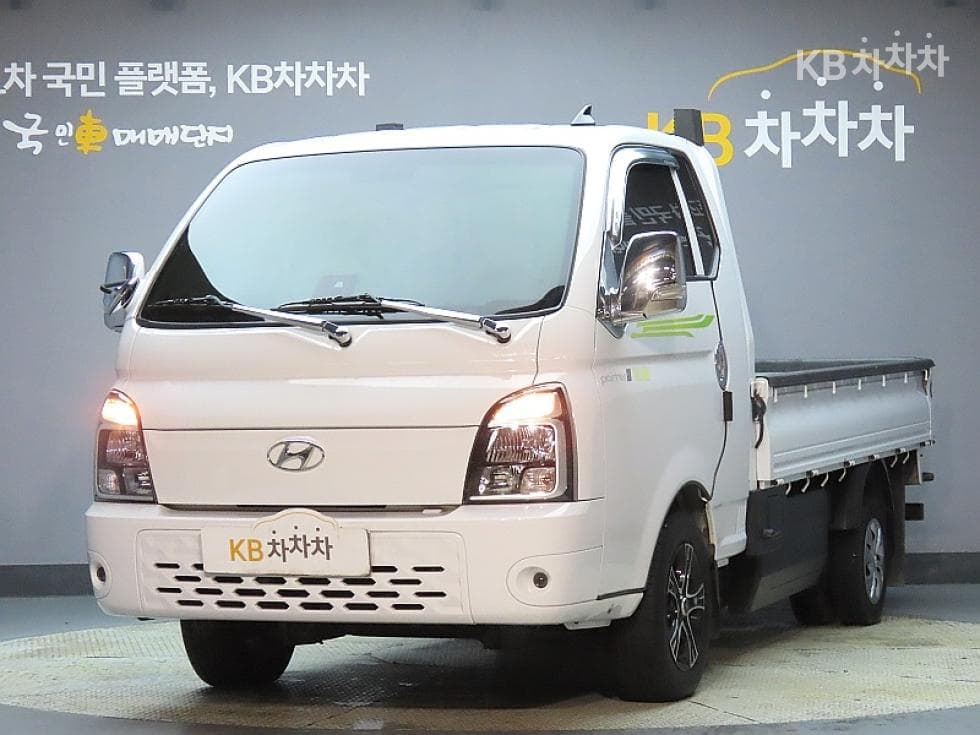 Hyundai Porter 2 일렉트릭 Super Cab Extra Long Smart Special (special feature/edition) - Image 1