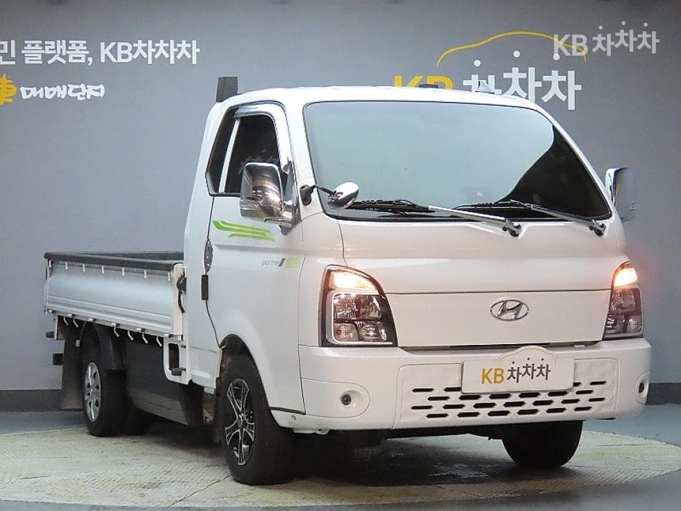 Hyundai Porter 2 일렉트릭Super Cab Extra Long Smart Special (special feature/edition) - 3